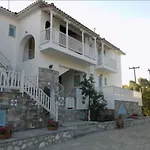 Dell' Angelo Aparthotel 2*